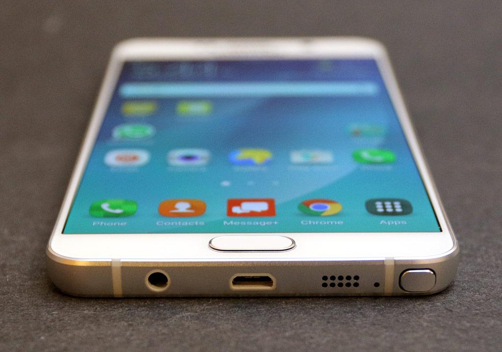 Samsung : Galaxy S7 Edge bientôt du bleu corail