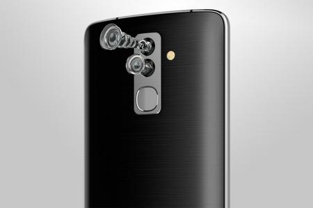 Alcatel sort un téléphone à 4 capteurs photo