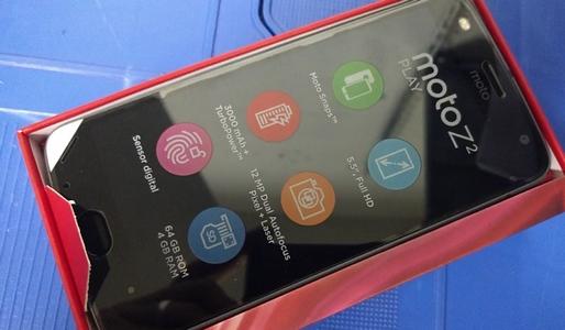 Moto Z2 Play : le successeur de Lenovo Moto Z Play
