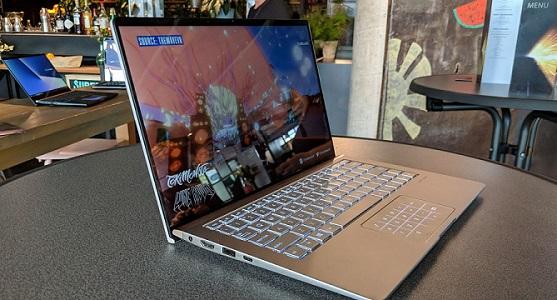 Asus Zenbook – Du Borderless sur bureau
