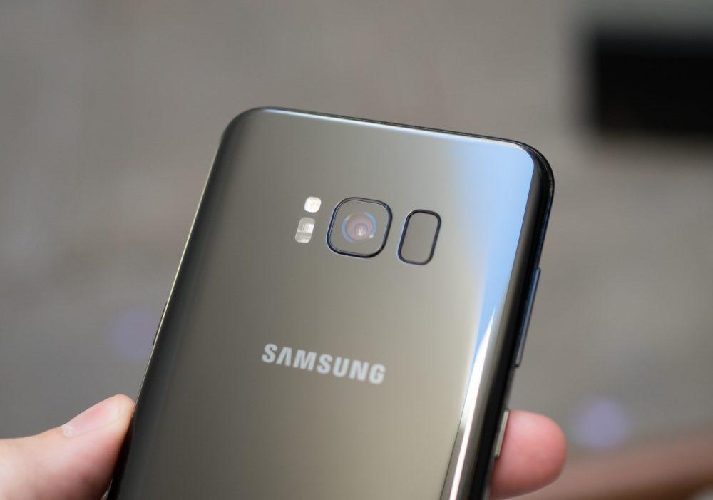 Samsung – Super Slow-Motion et AR Emojis débarquent sur le Galaxy S8