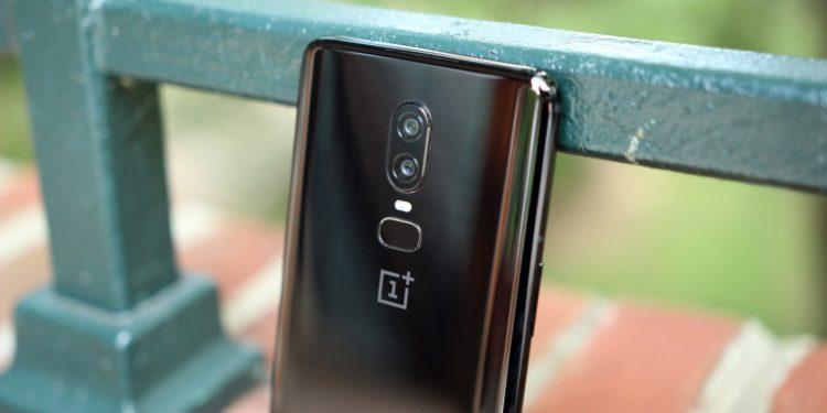 OnePlus 6 et 6T recevant la mise à jour OxygenOS 10 basée sur Android 10