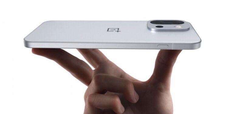 OnePlus 13T fait son apparition avec un écran OLED de 6,3 », une puce Snapdragon Elite