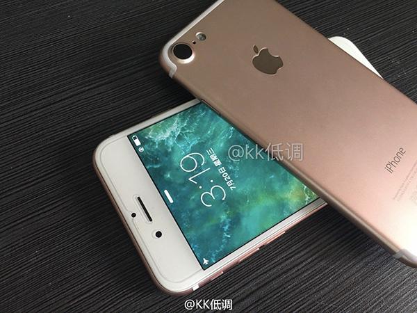 Pas d’iPhone 7 Pro, et un châssis de verre en 2017 !!