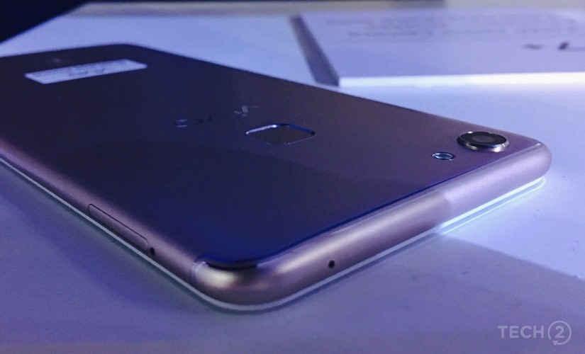 VIVO V7 Plus : caractéristiques et prix du smartphone.