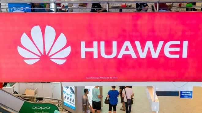 Huawei promet un téléphone pliable d’ici un an