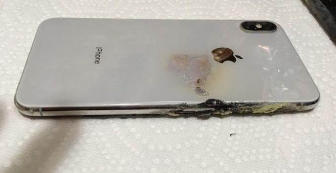 La toute première explosion d’un iPhone XS Max aux États-Unis