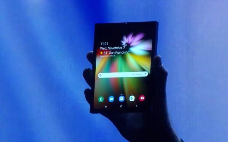 Le téléphone pliable de Samsung brièvement montré dans une vidéo promotionnelle