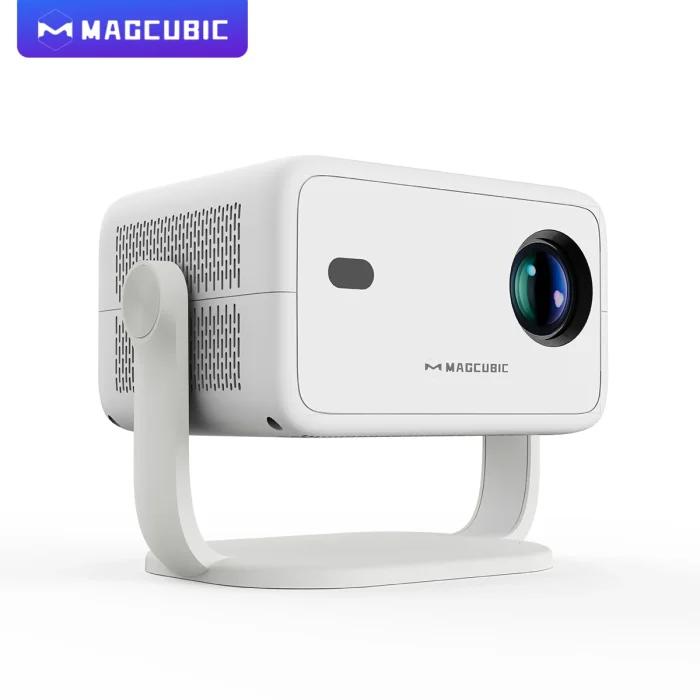 Magcubic Native 1080P 650ANSI 8K Android 14 L018 360 ° Projecteur avec Correction Automatique de la Distorsion Keystone, Souris Aérienne, Wifi6, BT5.4, Portable, Extérieur