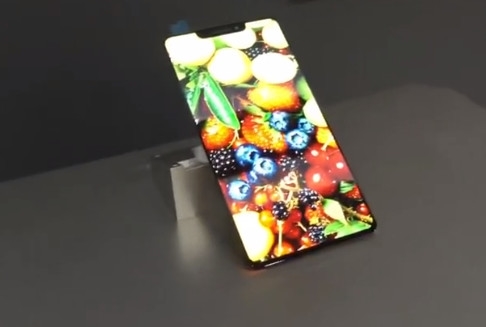 La technologie d’affichage BOE présente des écrans AMOLED flexibles
