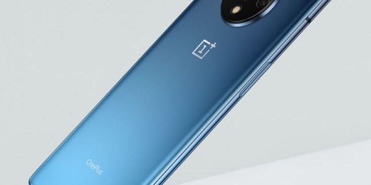 OnePlus 7T repéré sur Geekbench sous Android 10 et 8 Go de RAM
