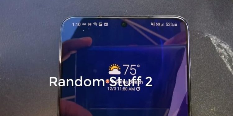 Le Samsung Galaxy S21+ apparaît dans une vidéo