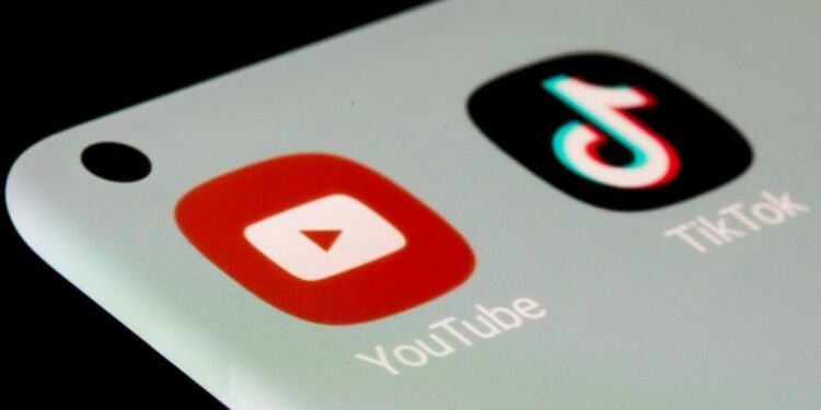 TikTok détrône YouTube en durée de visionnage