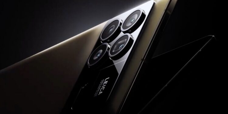 Xiaomi Mix Fold 3 : Le plus fin téléphone pliable au monde avec une puce SD 8 Gen 2 overclockée