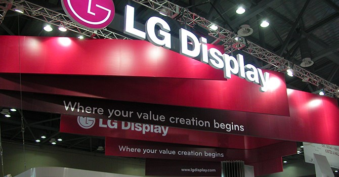 LG Display s&rsquo;associe à Apple, Google et Microsoft pour rendre les Smartphones 2018 pliables