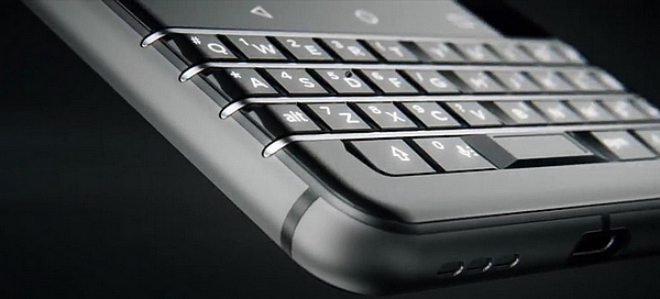 BlackBerry KEYone : un nouveau smartphone sous Android avec un clavier physique complet