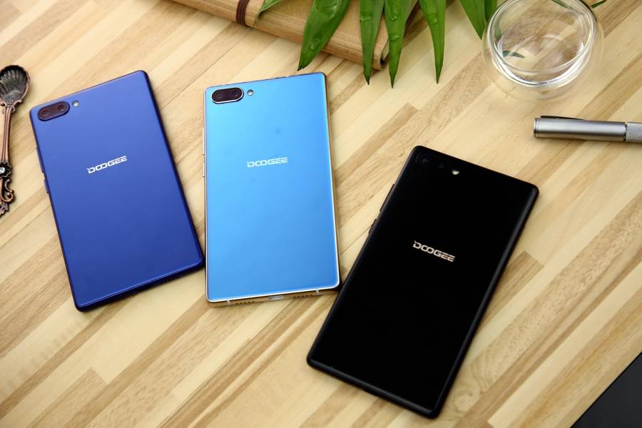 Doogee MIX, le smartphone sans bordure, bientôt en Algérie