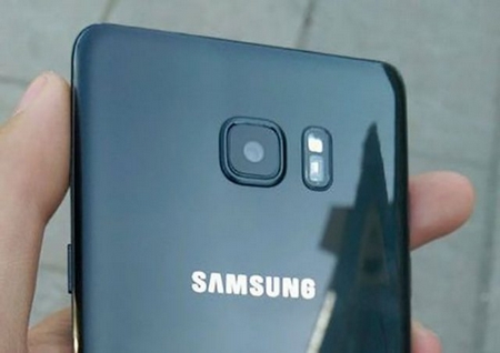 Galaxy Note 7R dévoile ses lignes