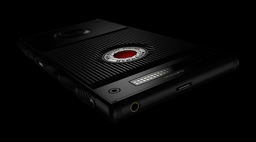 RED dit que son Smartphone Hydrogen One sera expédié cet été