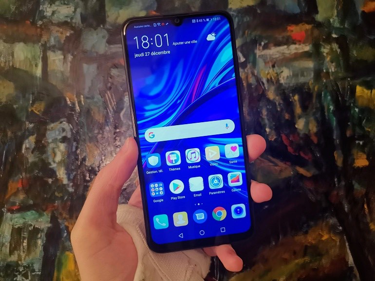 Huawei annonce P Smart (2019), les ventes débutent le 2 janvier