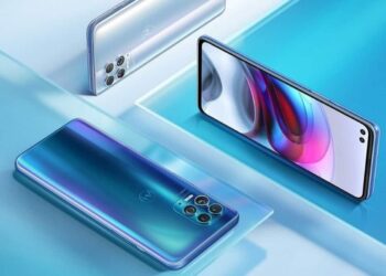 Le Motorola Edge S est officiel avec le Snapdragon 870, le 5G et le triple appareil