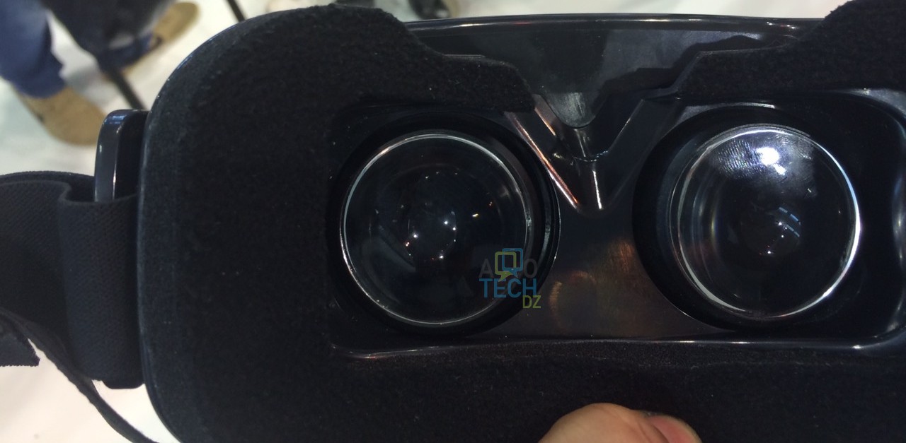 IRIS VR Gear : Prestation et Fuite de son futur Smartphone 4 image 0.02.01.e48bc65806865bfcabe1e90d2bfb62c1c97f3c1d5b68a19dad0b4e2fc9a44e37 V