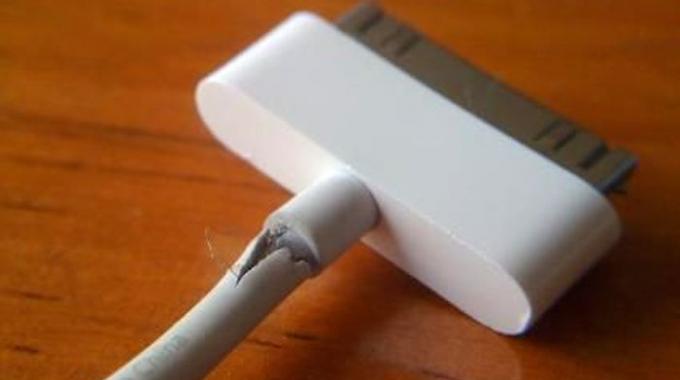 Tuto : Réparer un smartphone qui ne se charge plus 3 cable defectueux