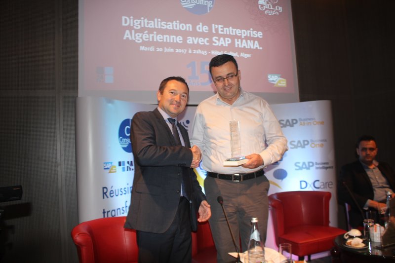 CM Consulting : Quelle stratégie digitale pour les entreprises algériennes ? 4 cm consulting digitale