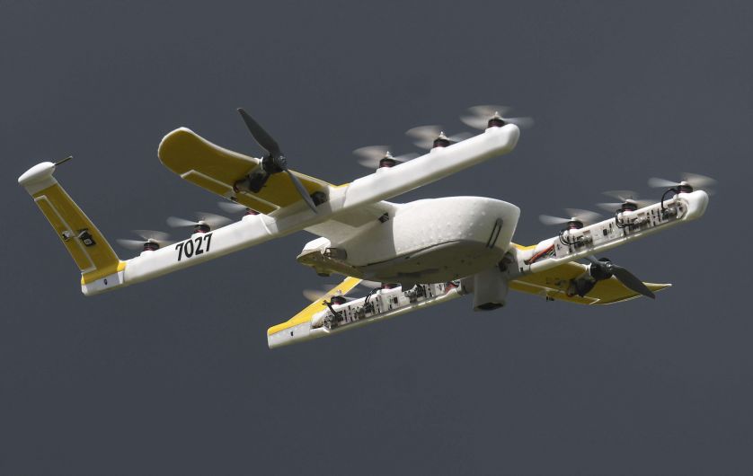 Emirats Arabes Unis des drones qui feront tomber la pluie Emirats Arabes Unis des drones qui feront tomber la pluie