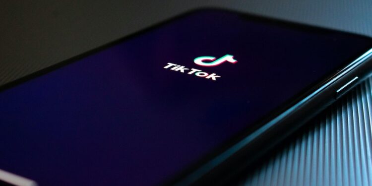 TikTok banni des États-Unis 1 TikTok transmet-il vos informations personnelles au régime chinois ?